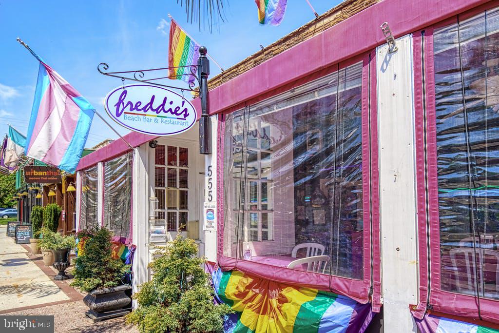 1300 ARMY NAVY DRIVE 322