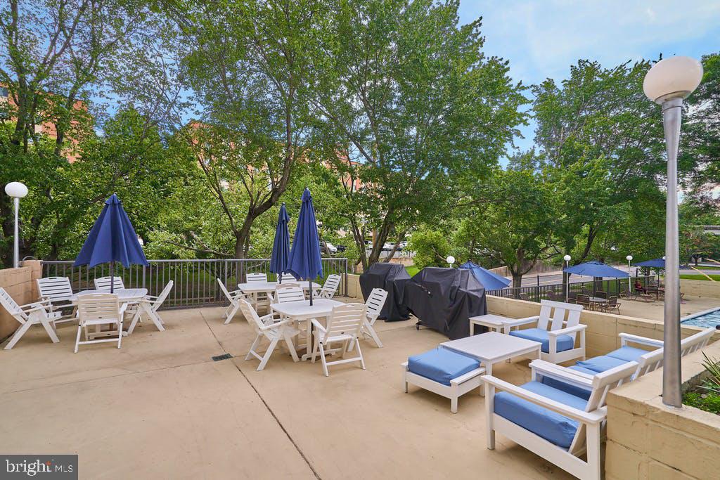 1300 ARMY NAVY DRIVE 322