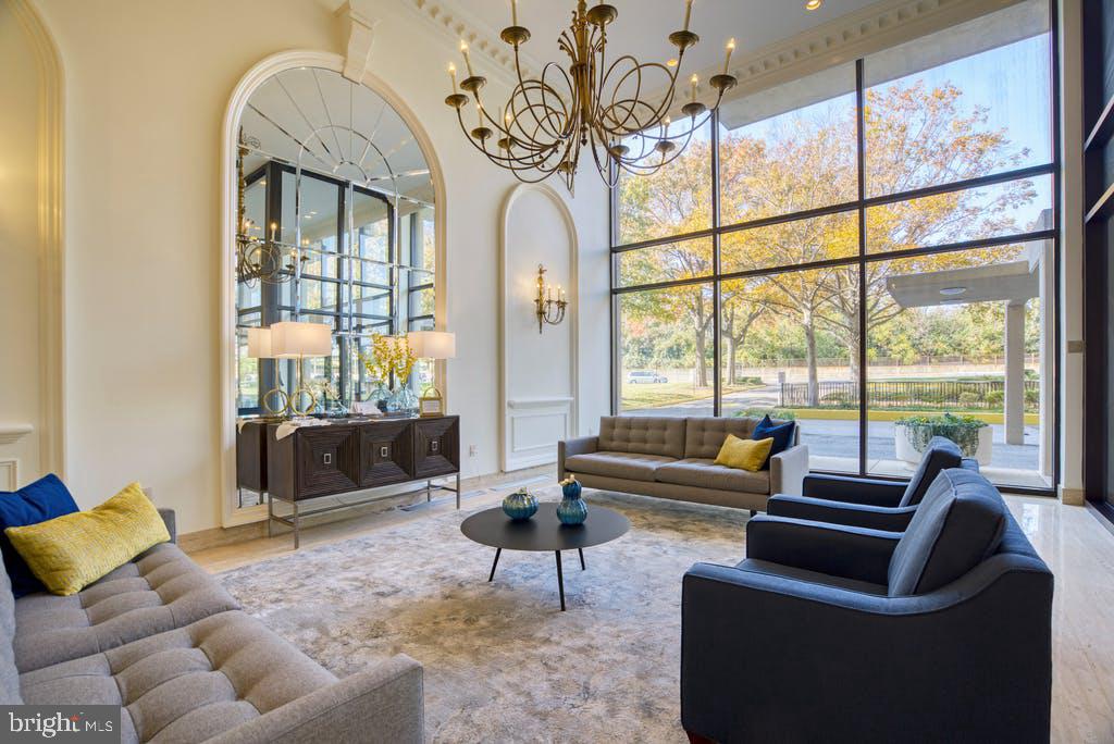 1300 ARMY NAVY DRIVE 322