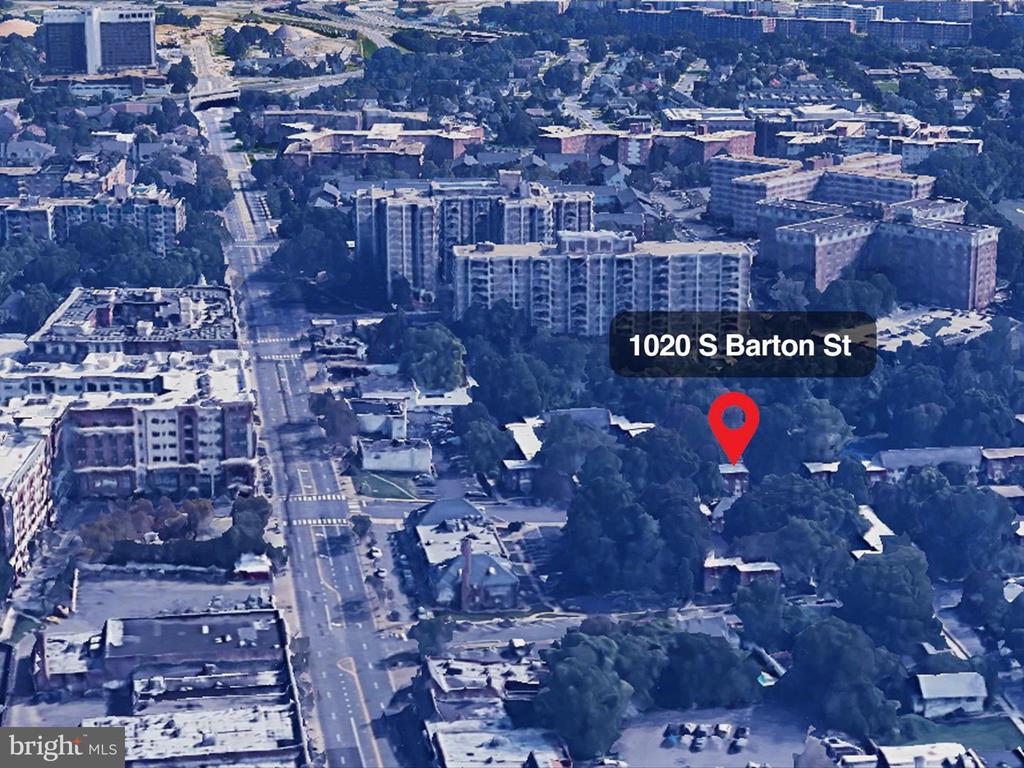 1020 S BARTON STREET 262