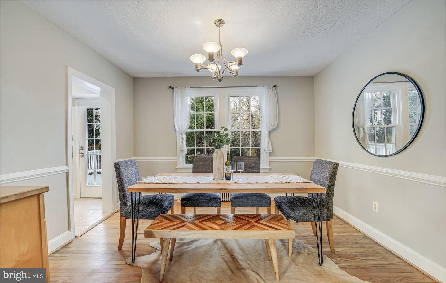 114 N CLEVELAND STREET N