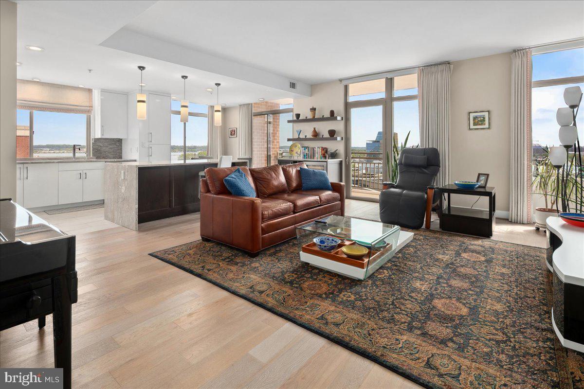 3600 S GLEBE ROAD 919W