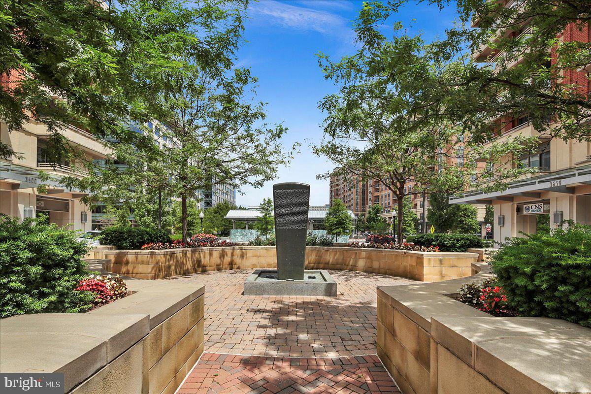 3600 S GLEBE ROAD 919W