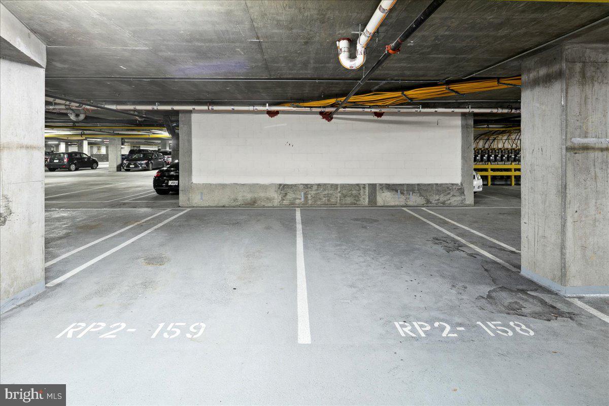 3600 S GLEBE ROAD 919W