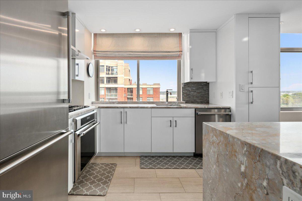 3600 S GLEBE ROAD 919W