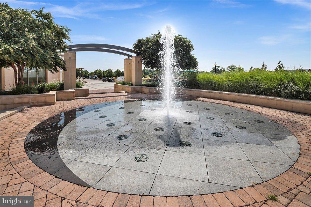 3600 S GLEBE ROAD 919W