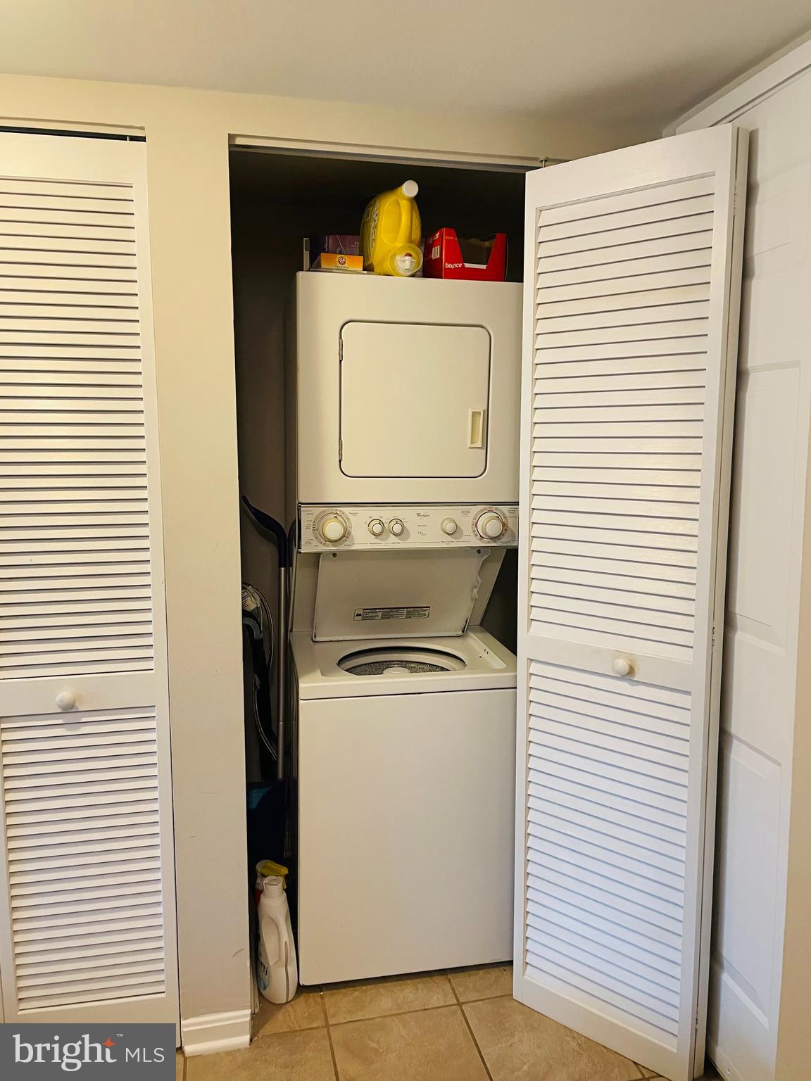 1024 N UTAH STREET 821