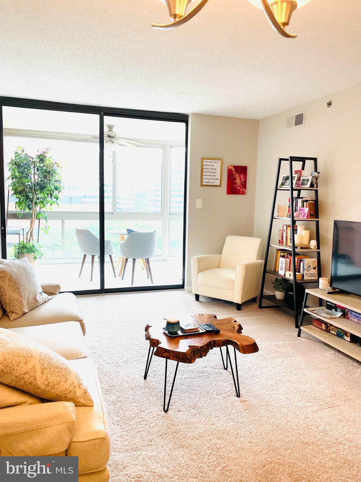 1024 N UTAH STREET 821