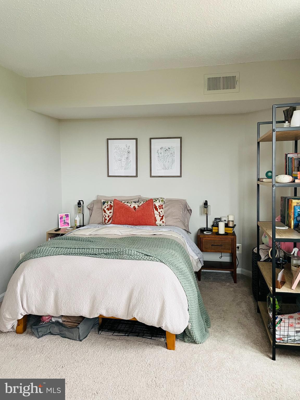 1024 N UTAH STREET 821