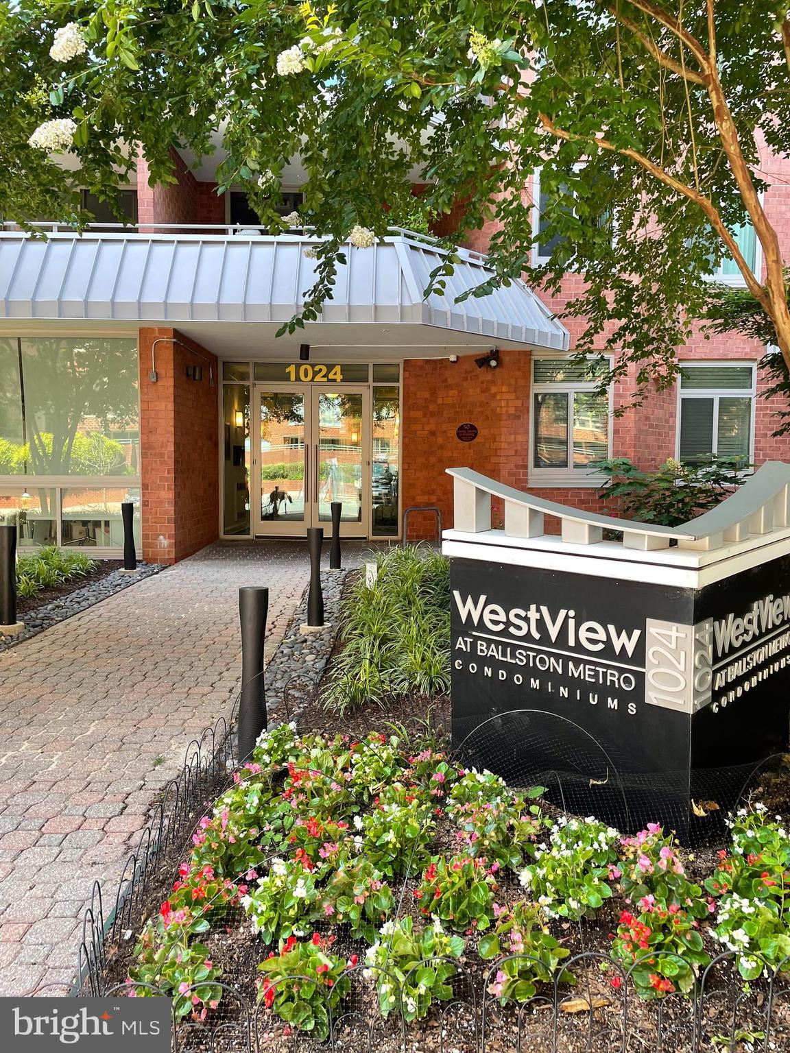 1024 N UTAH STREET 821