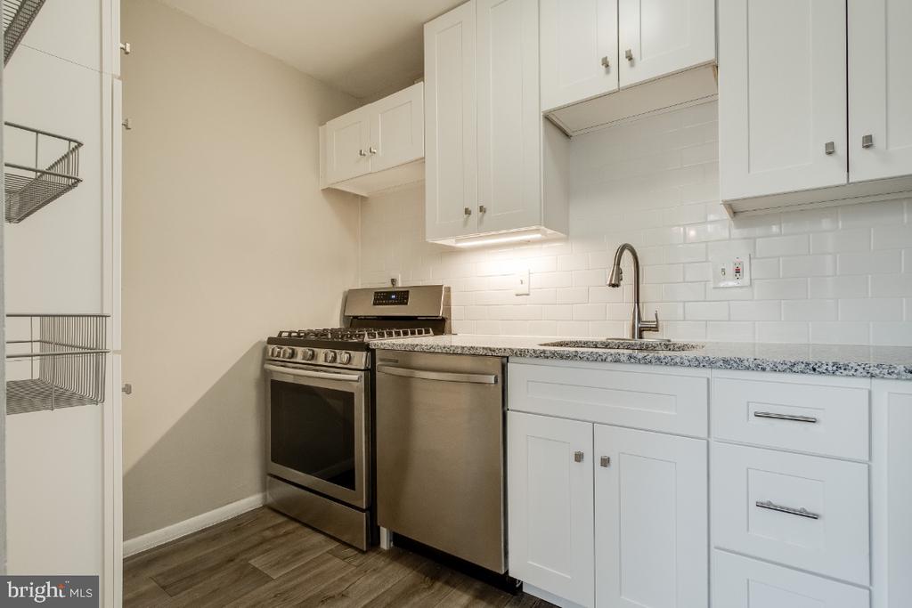 1210 N TAFT STREET 307