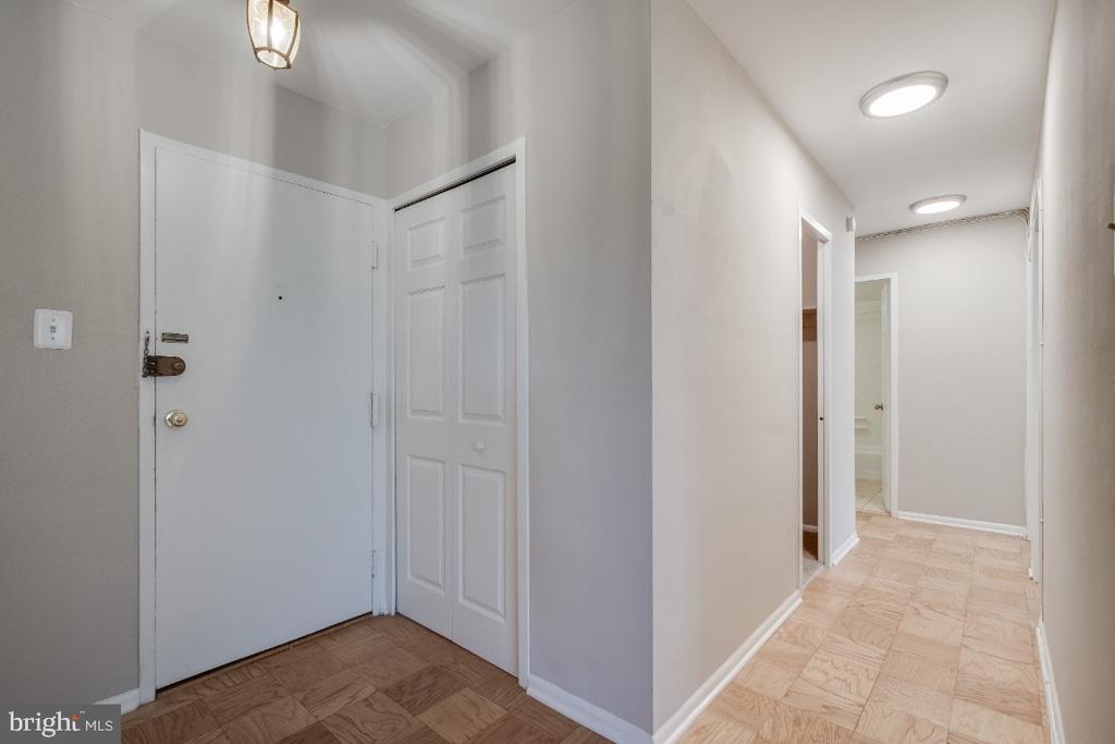1210 N TAFT STREET 307