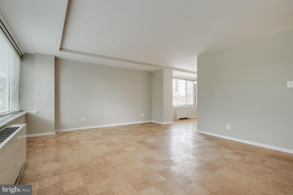 1210 N TAFT STREET 307