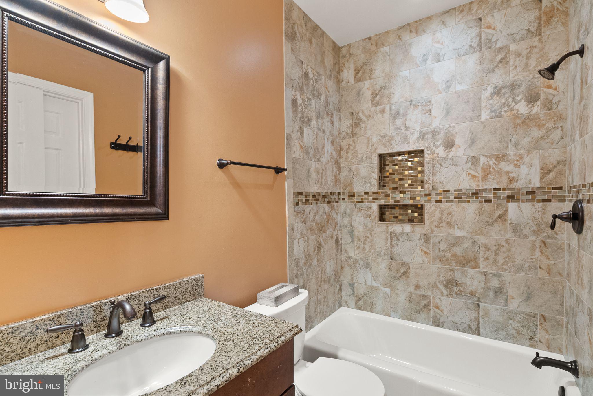 2345 S ROLFE STREET S