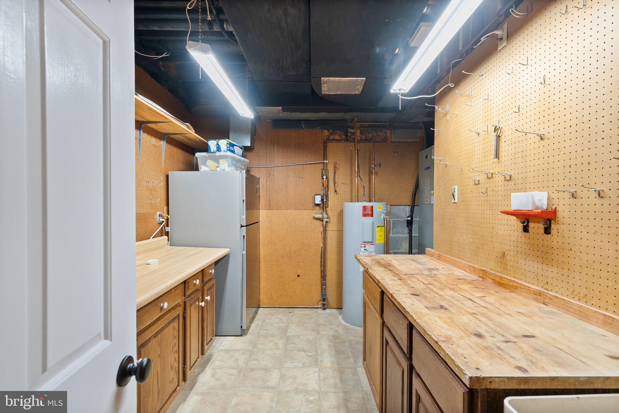 2345 S ROLFE STREET S