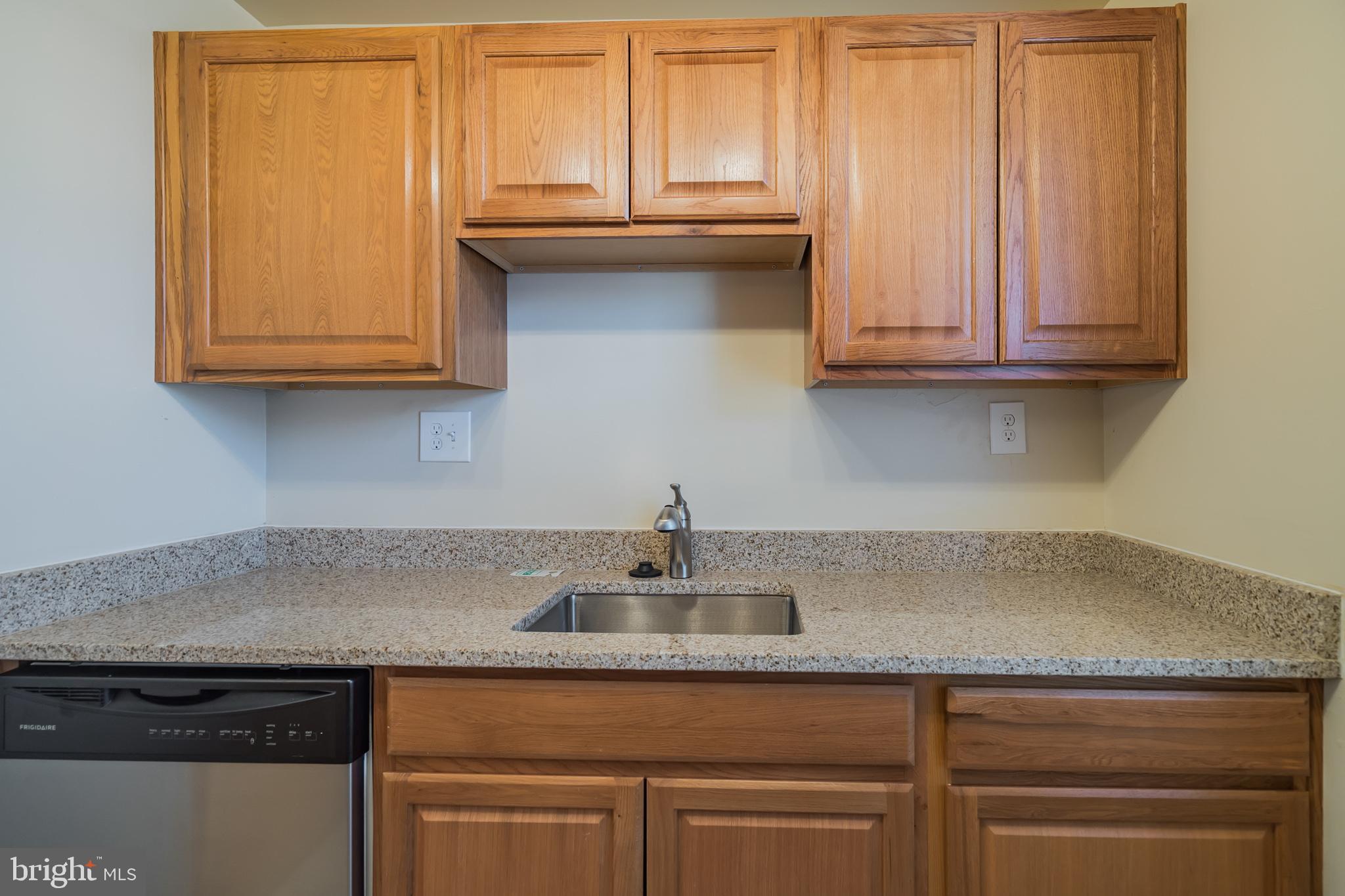 214 N GEORGE MASON DRIVE 214-4
