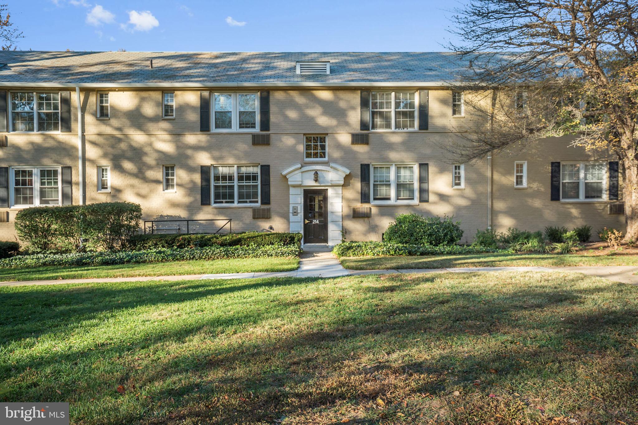 214 N GEORGE MASON DRIVE 214-4