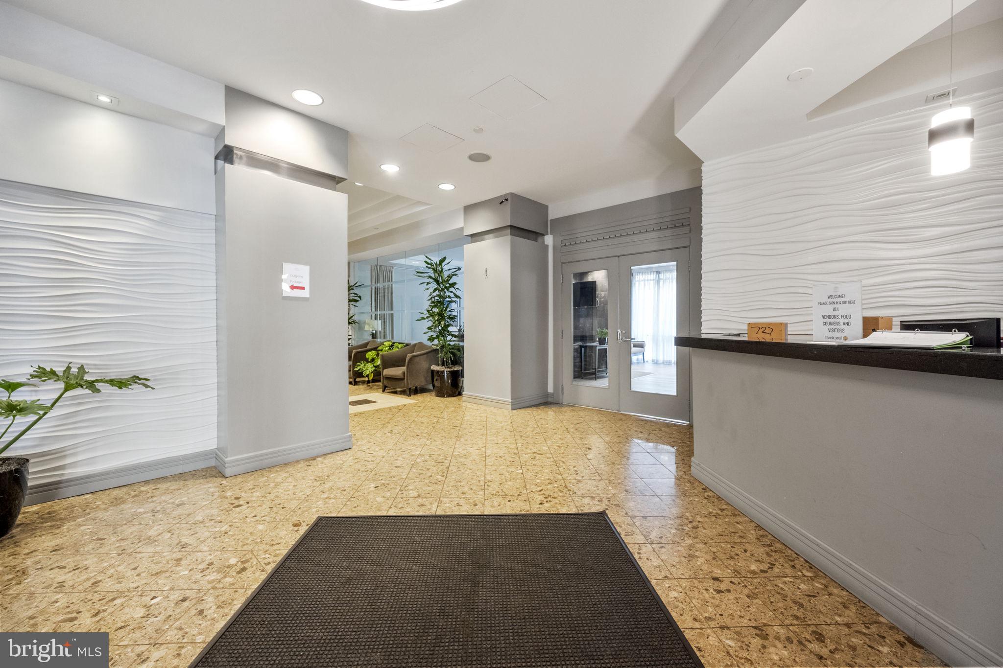 880 N POLLARD STREET N 923