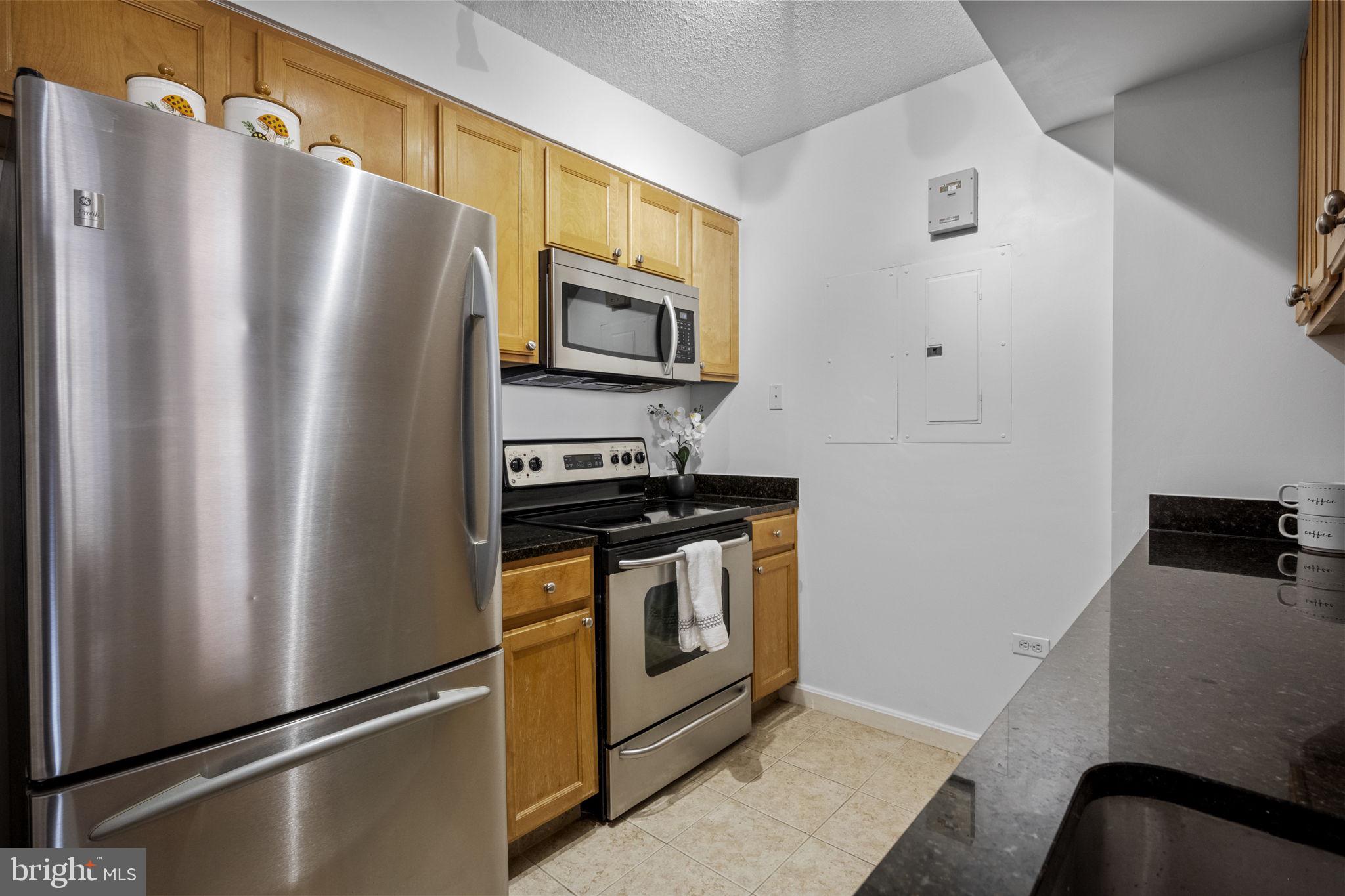 880 N POLLARD STREET N 923