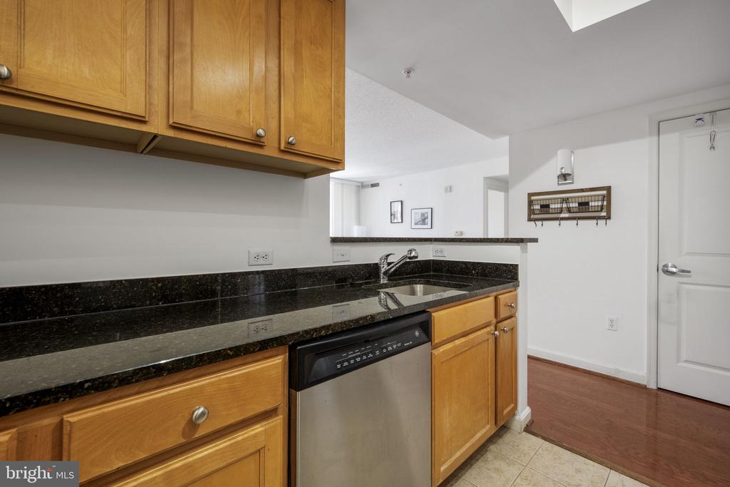 880 N POLLARD STREET N 923
