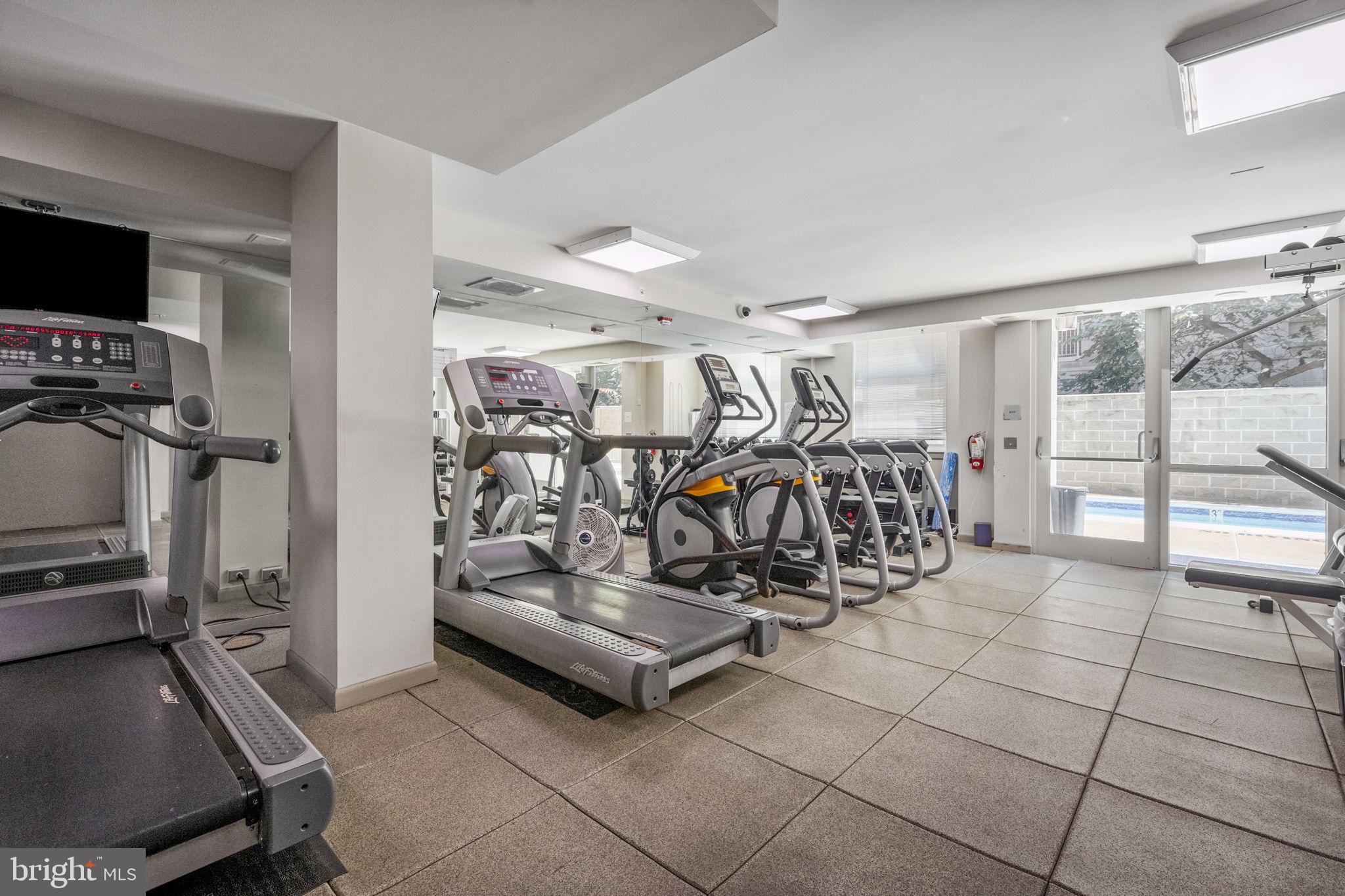 880 N POLLARD STREET N 923