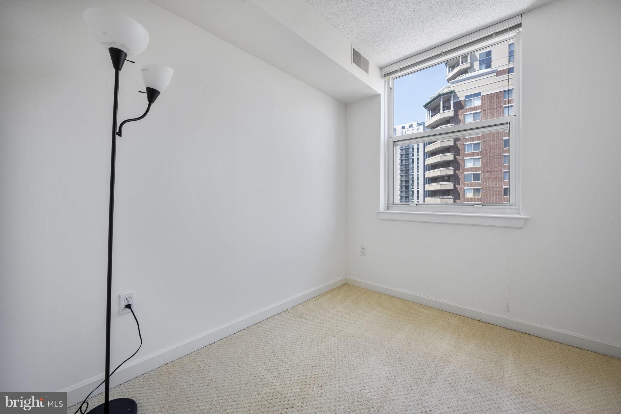 880 N POLLARD STREET N 923