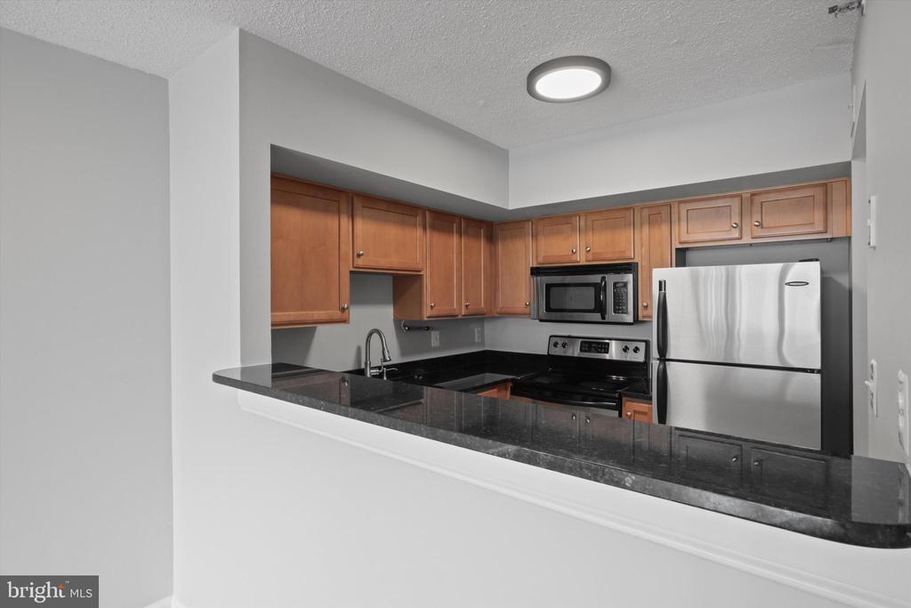 1001 N RANDOLPH STREET 715