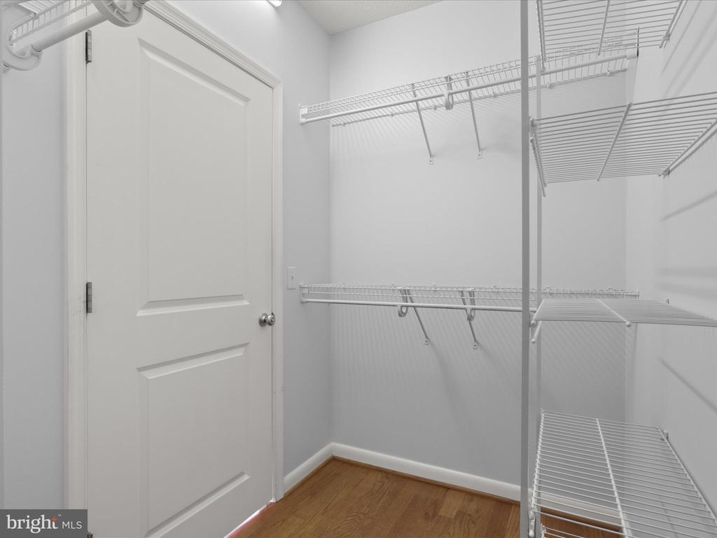 851 N GLEBE ROAD N 1521