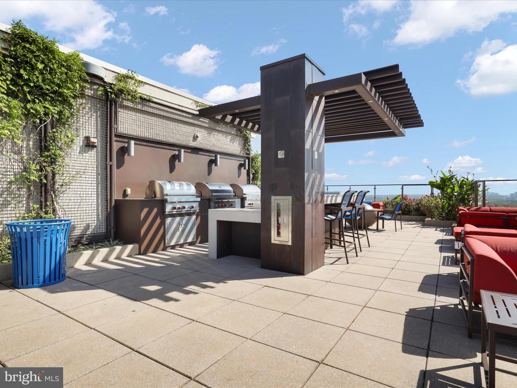 851 N GLEBE ROAD N 1521