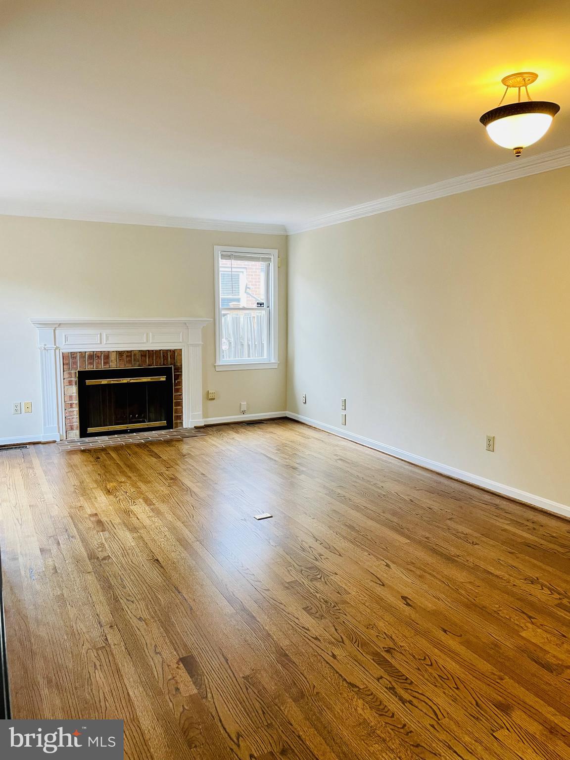 1190 N VERMONT STREET