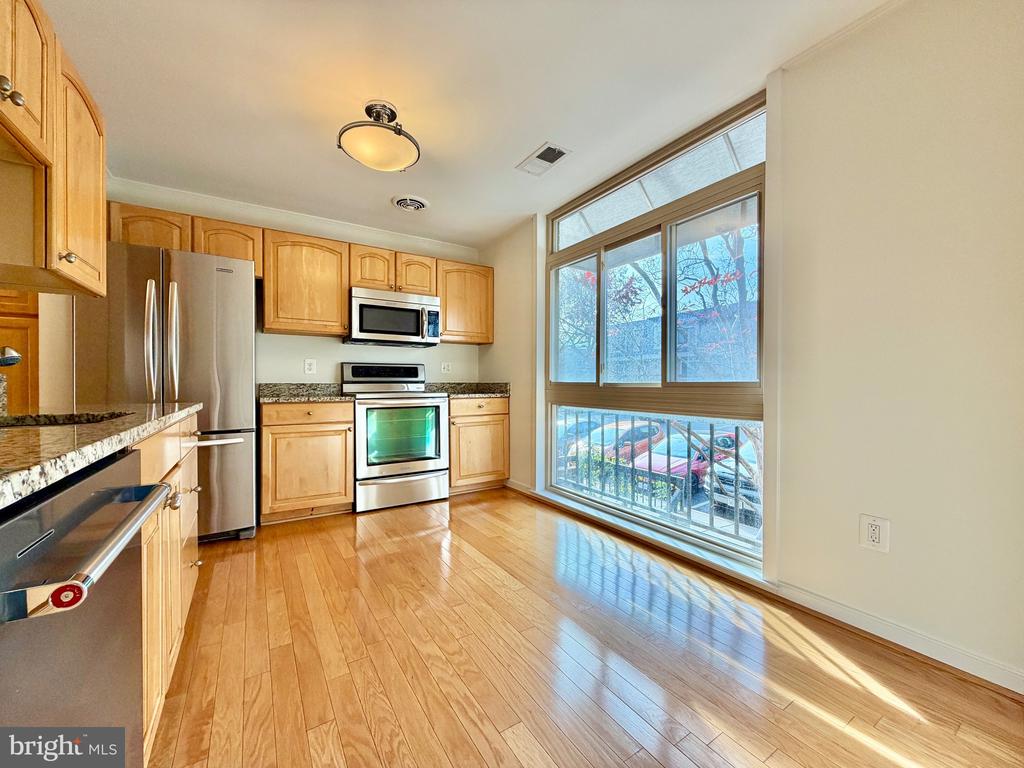 608 15TH STREET S 2