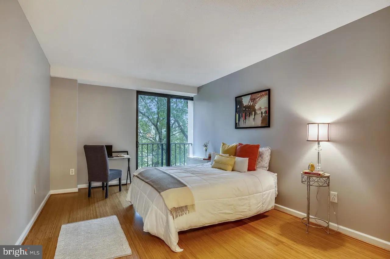 4141 N HENDERSON ROAD 322