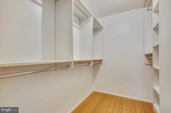 4141 N HENDERSON ROAD 322