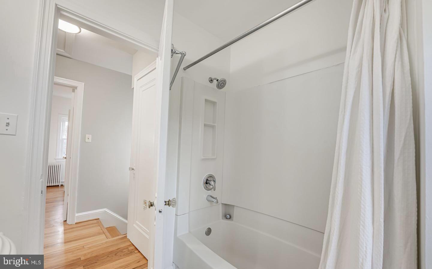 114 N CLEVELAND STREET N