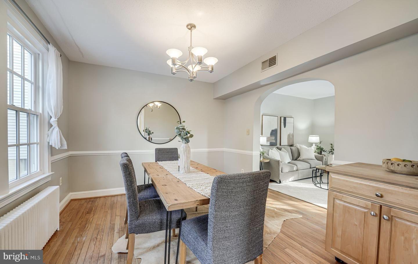 114 N CLEVELAND STREET N