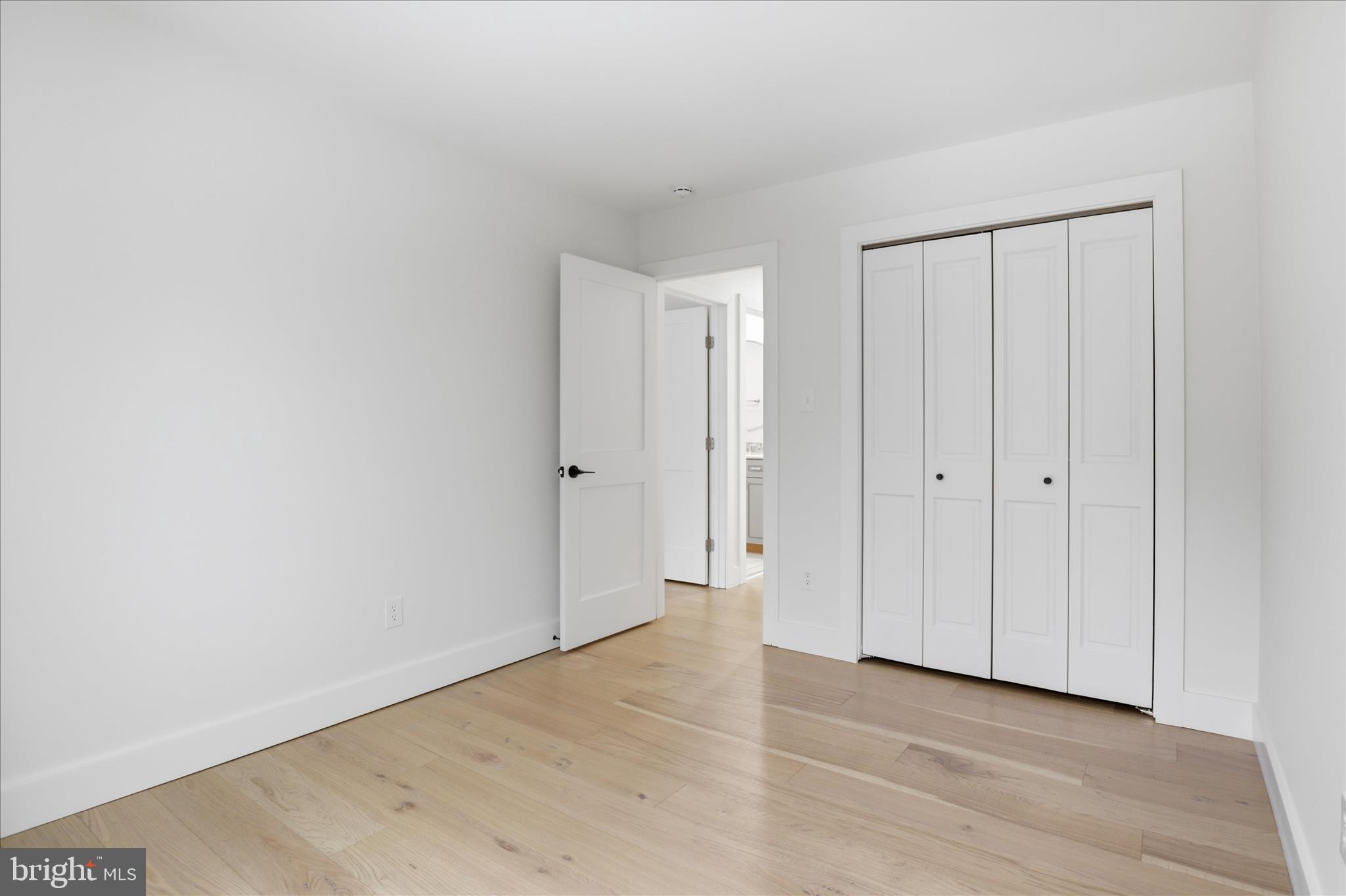 4000 N RICHMOND STREET