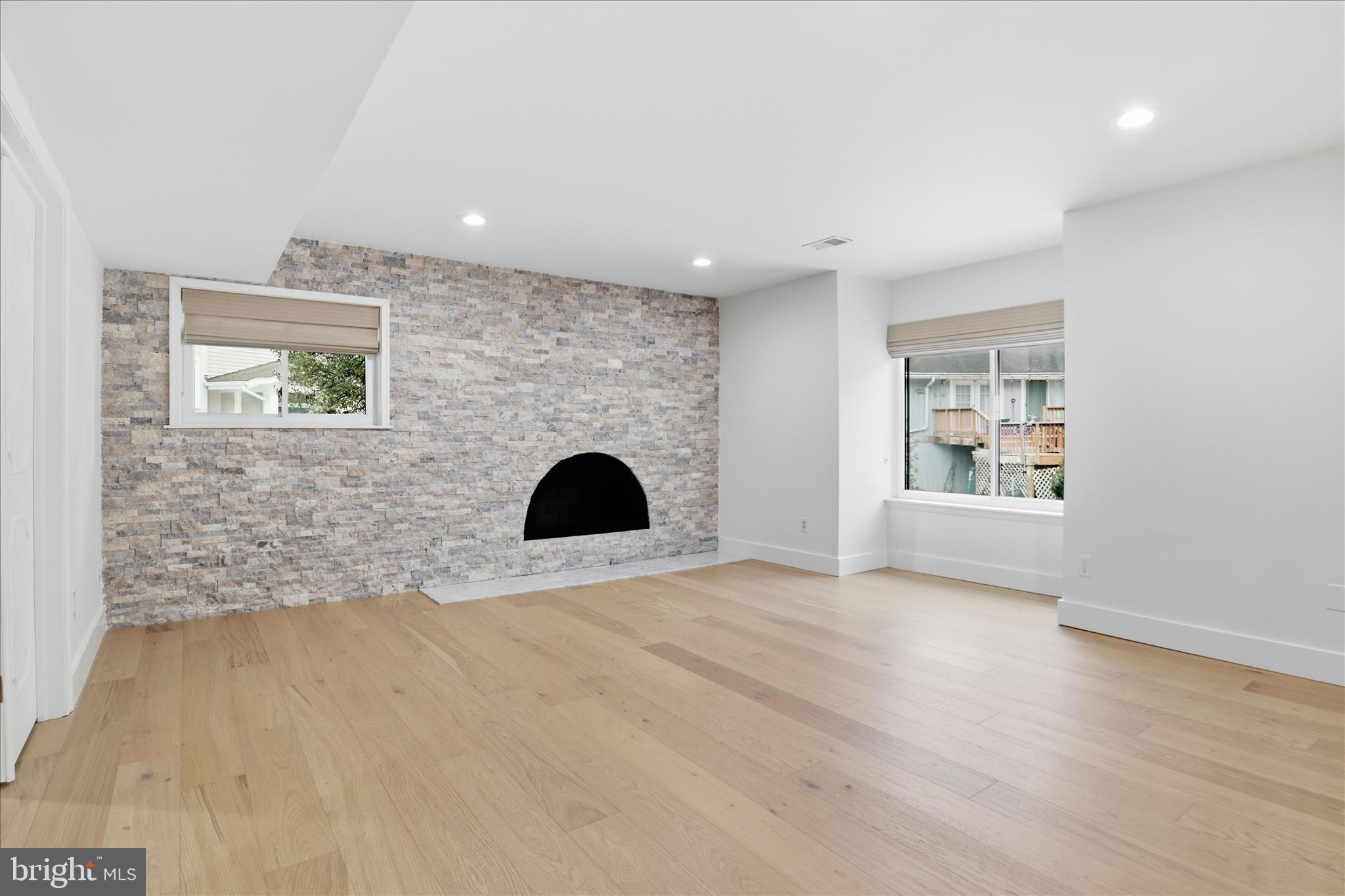 4000 N RICHMOND STREET