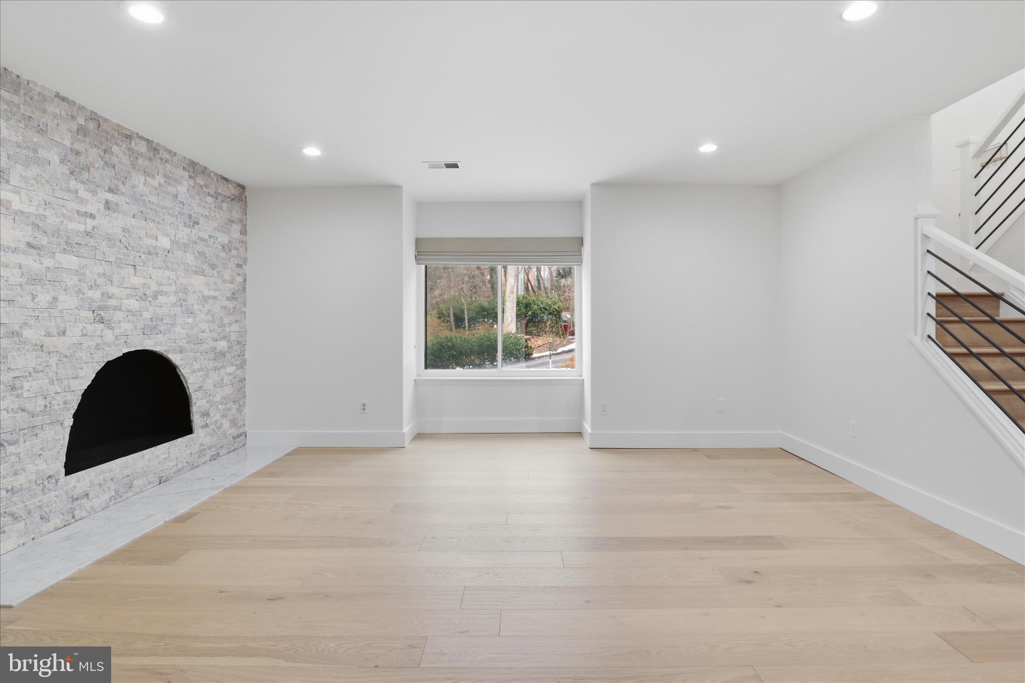 4000 N RICHMOND STREET