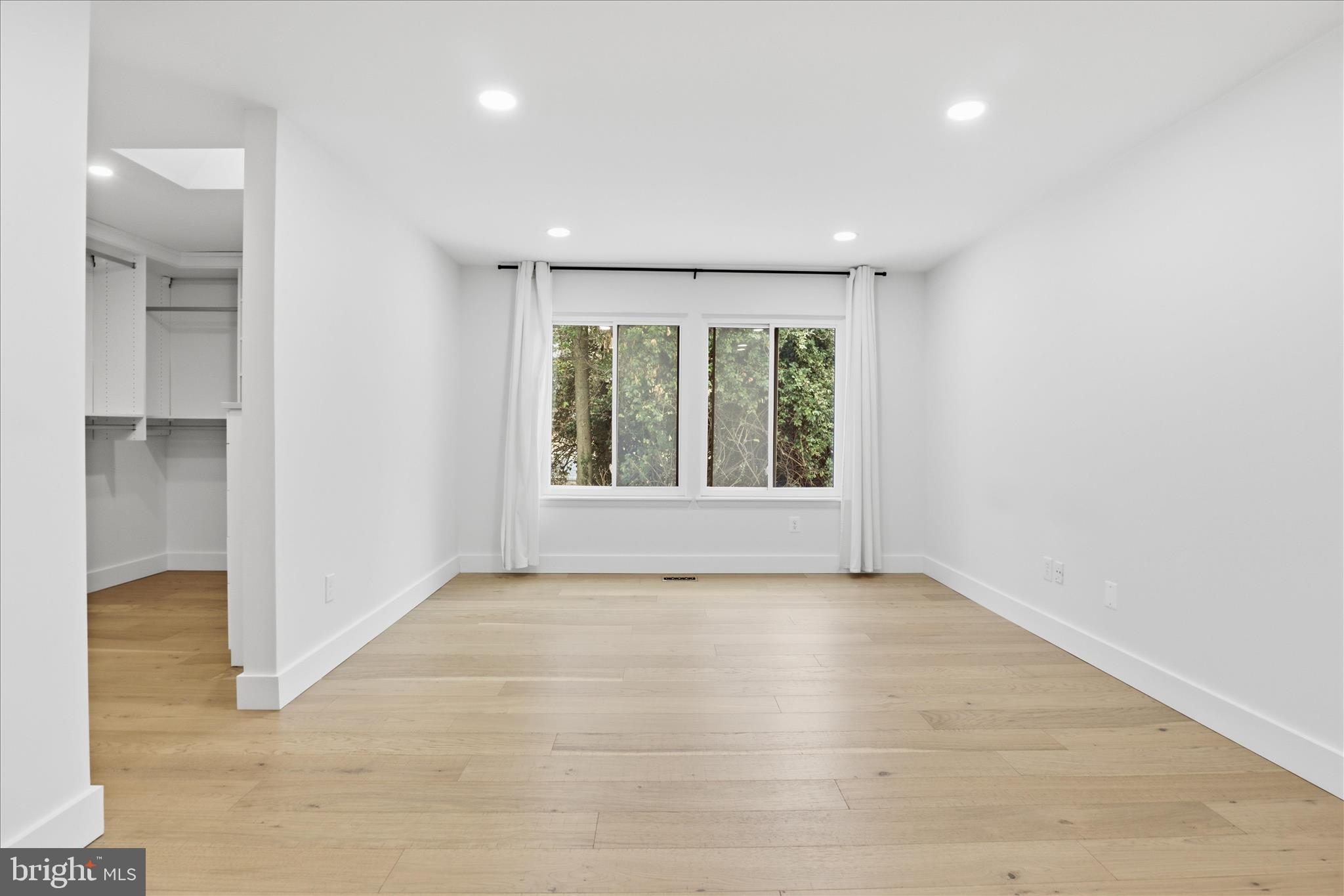 4000 N RICHMOND STREET