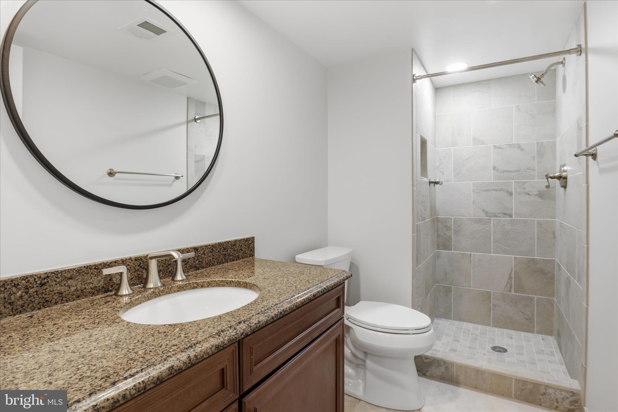 4000 N RICHMOND STREET