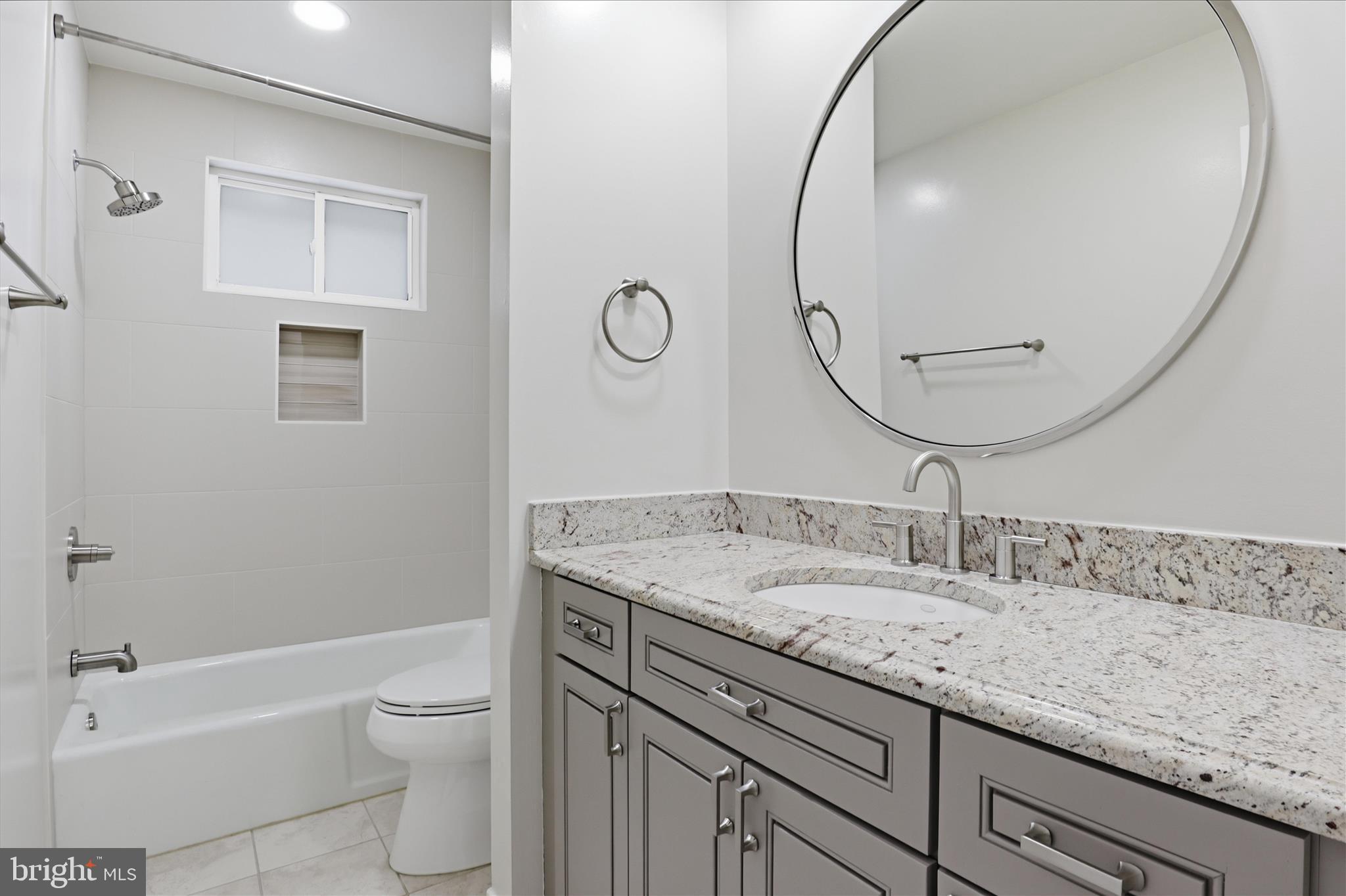 4000 N RICHMOND STREET