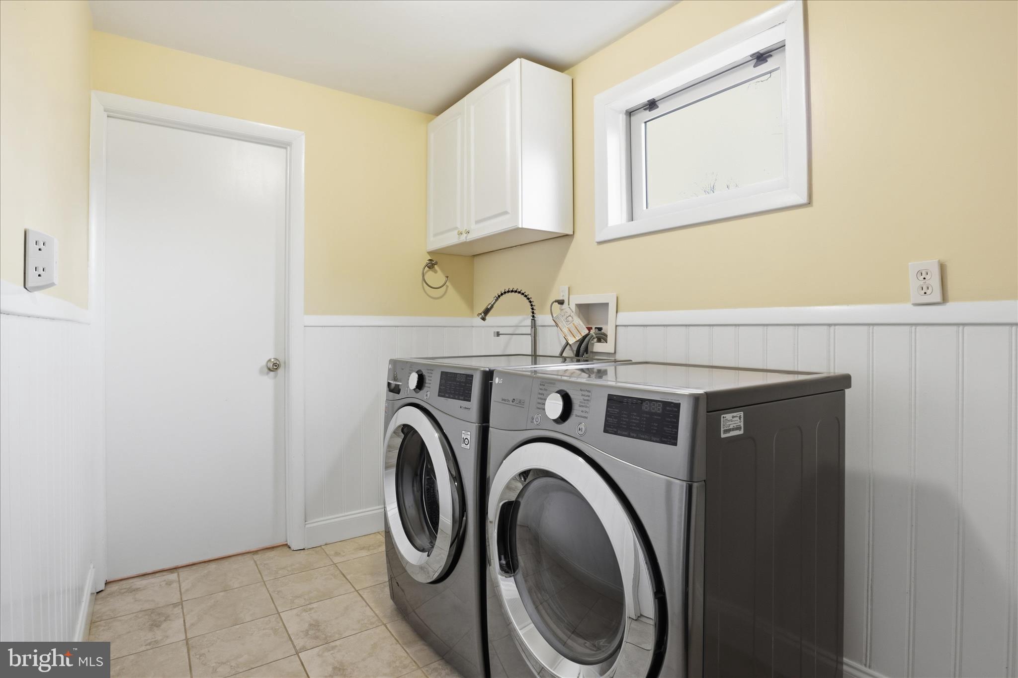 3936 N WAKEFIELD STREET