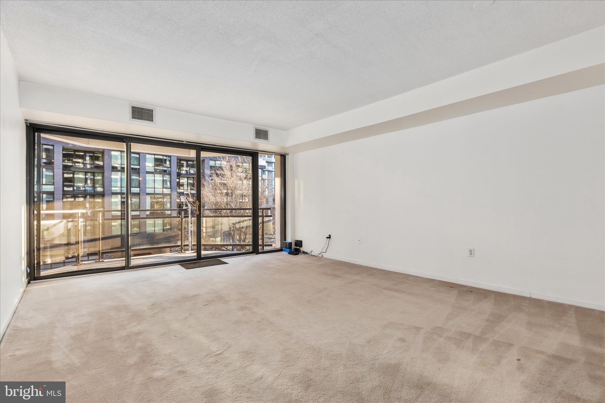 1530 KEY BOULEVARD 401