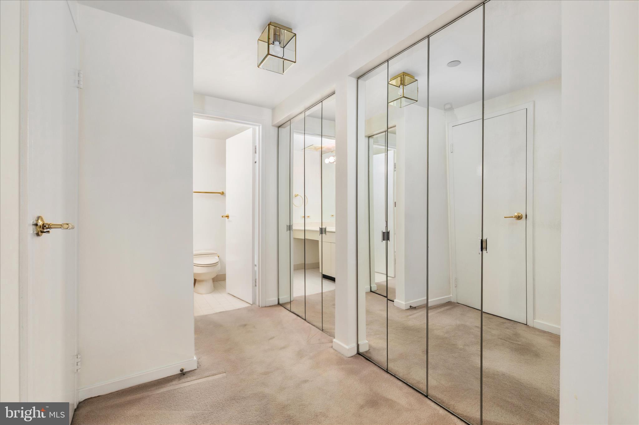 1530 KEY BOULEVARD 401