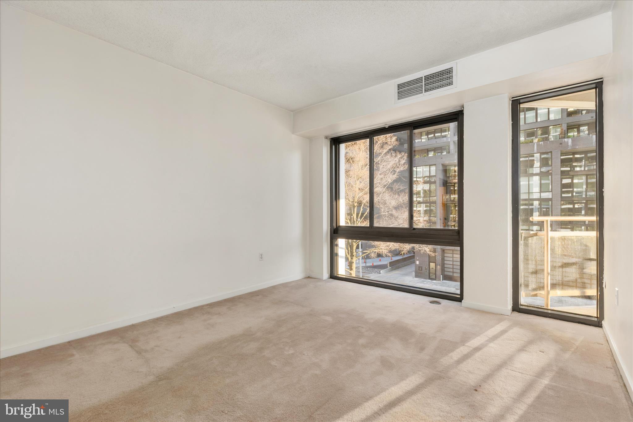 1530 KEY BOULEVARD 401