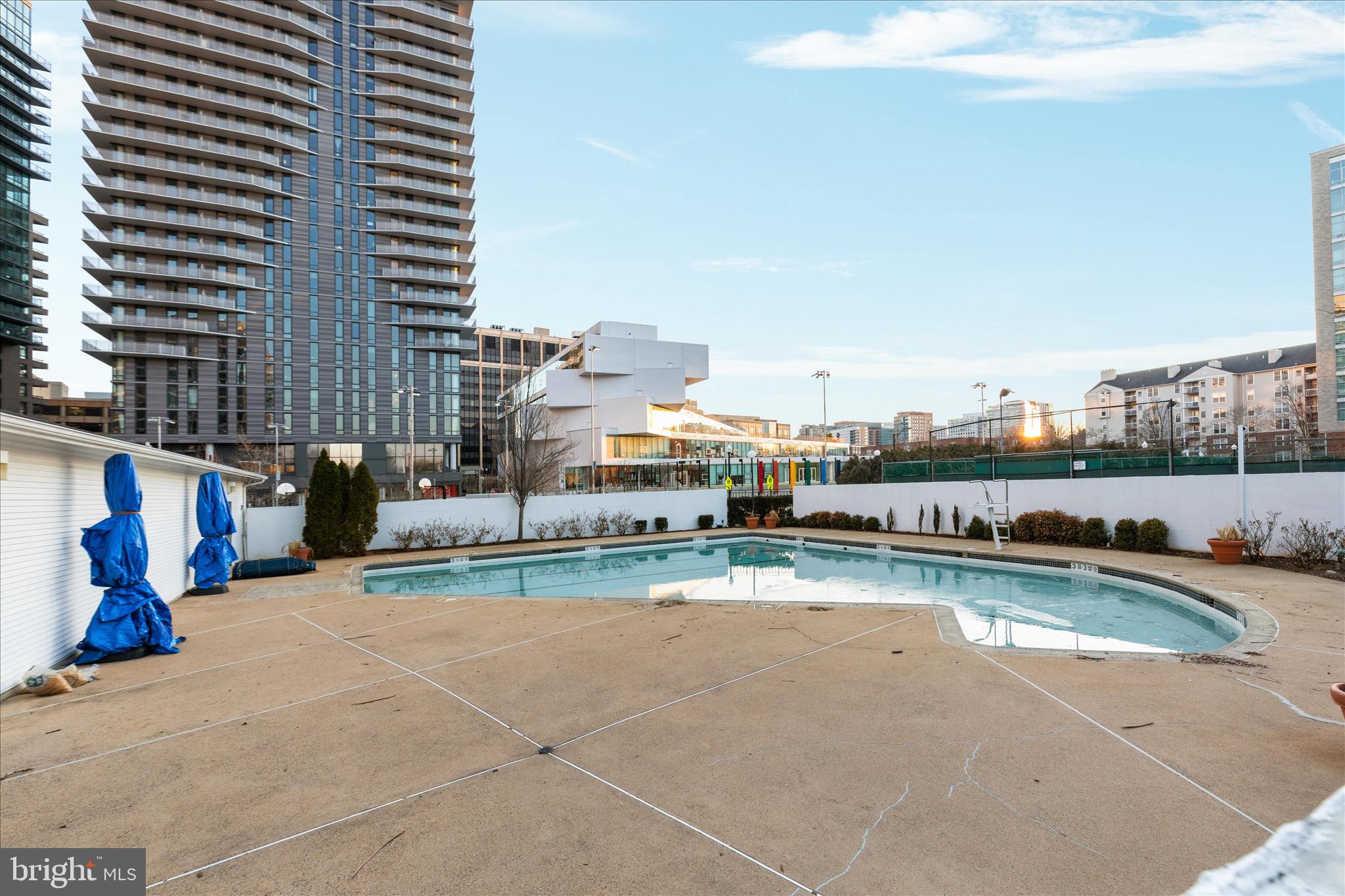 1530 KEY BOULEVARD 401