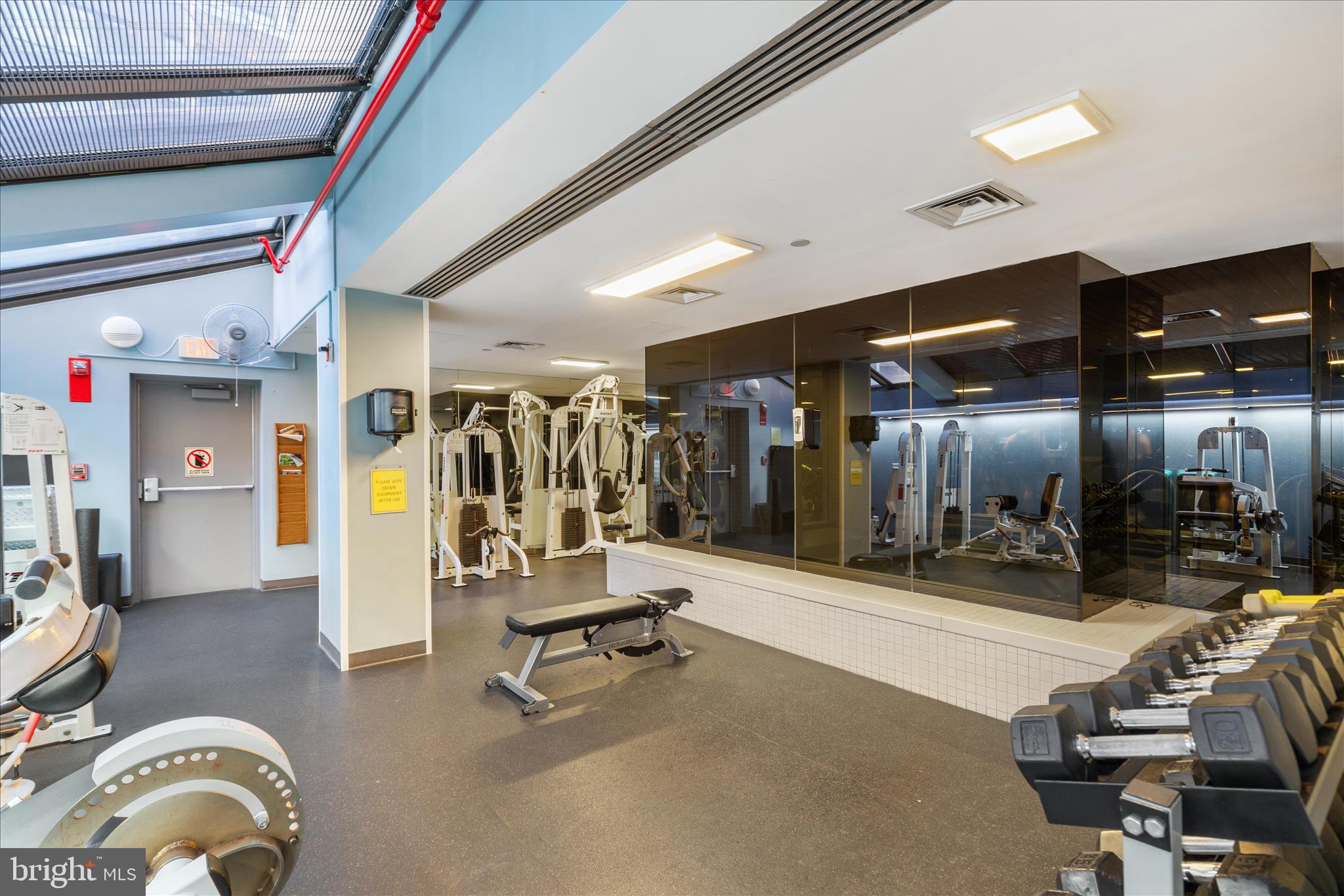 1530 KEY BOULEVARD 401