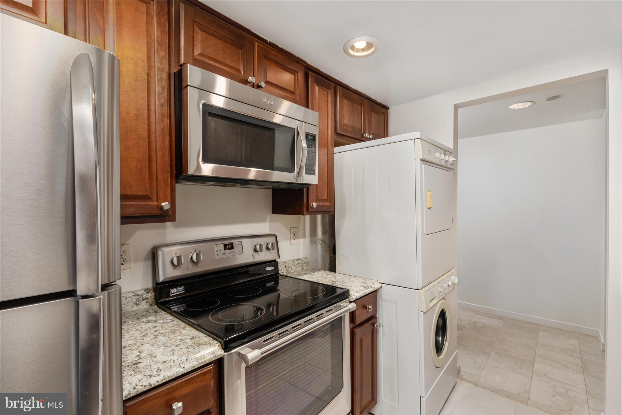1530 KEY BOULEVARD 401