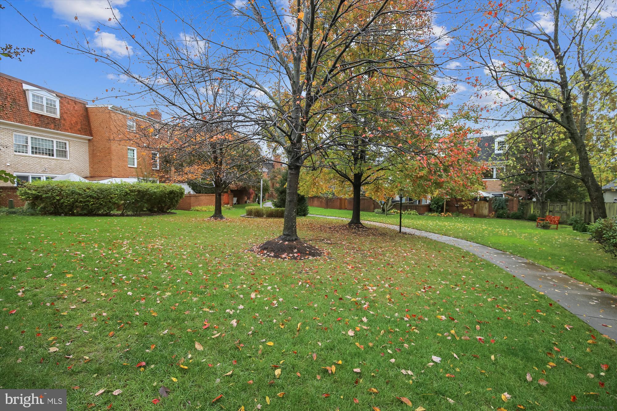 24 S ABINGDON STREET