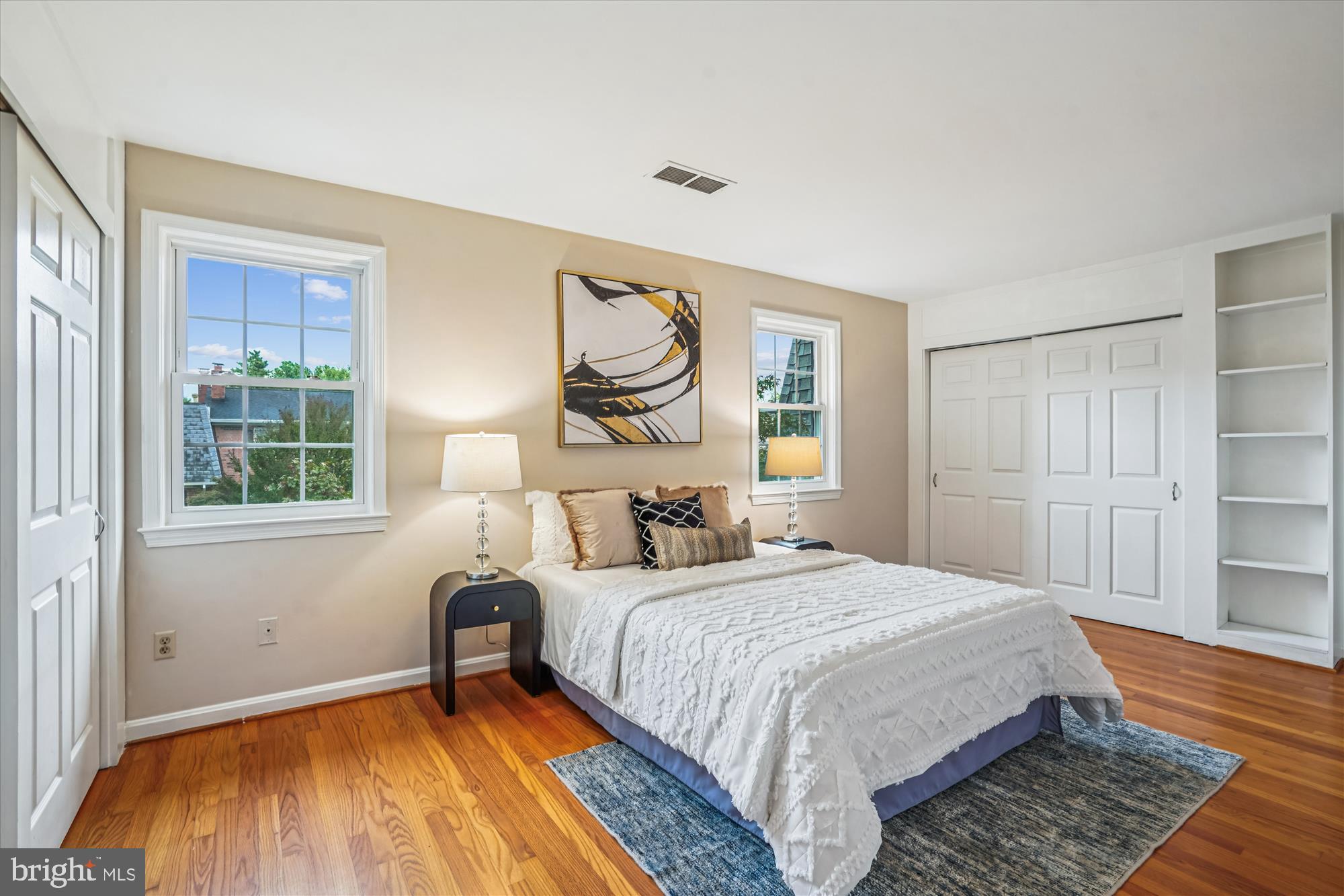 24 S ABINGDON STREET